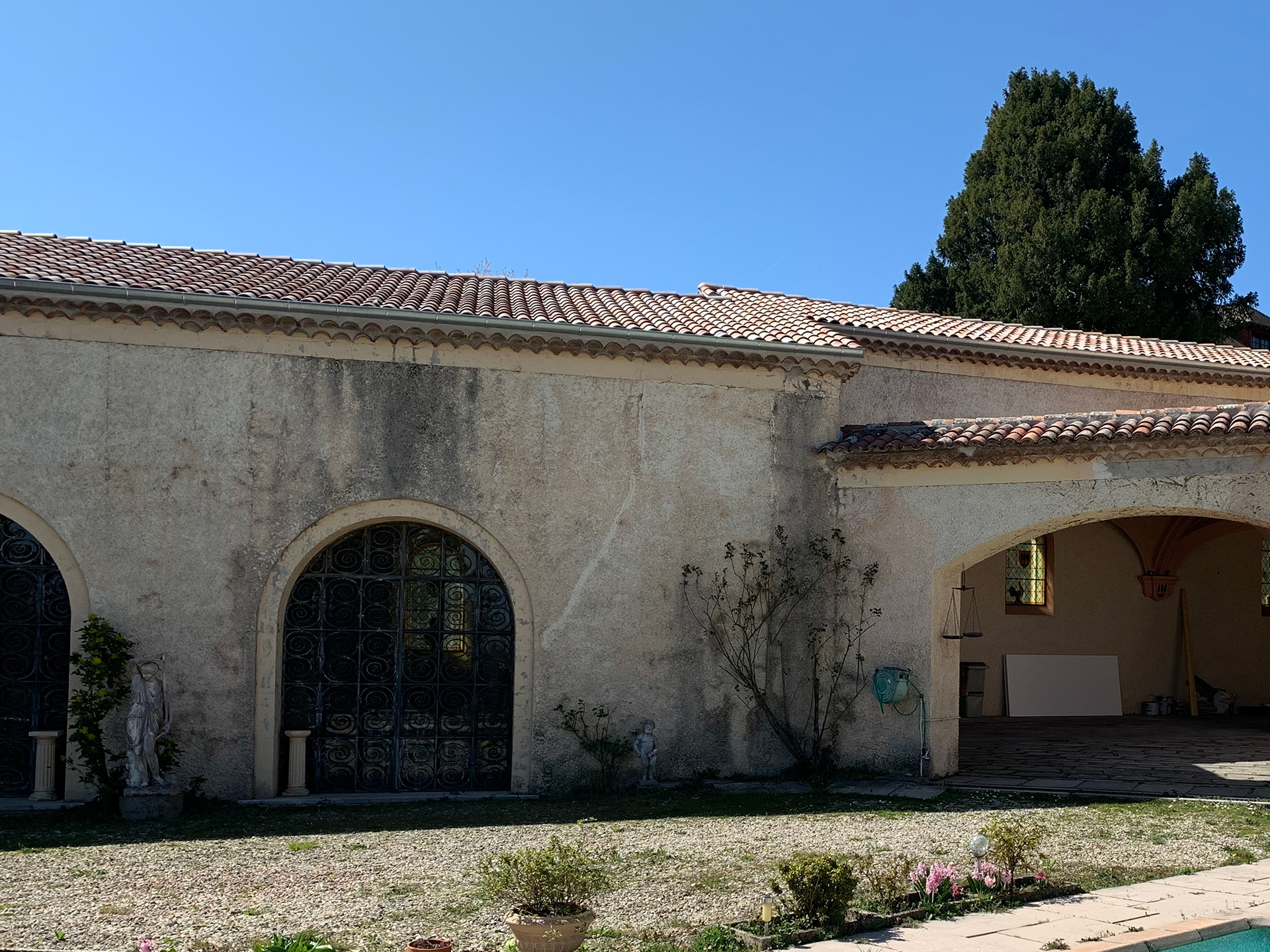 Before image alt